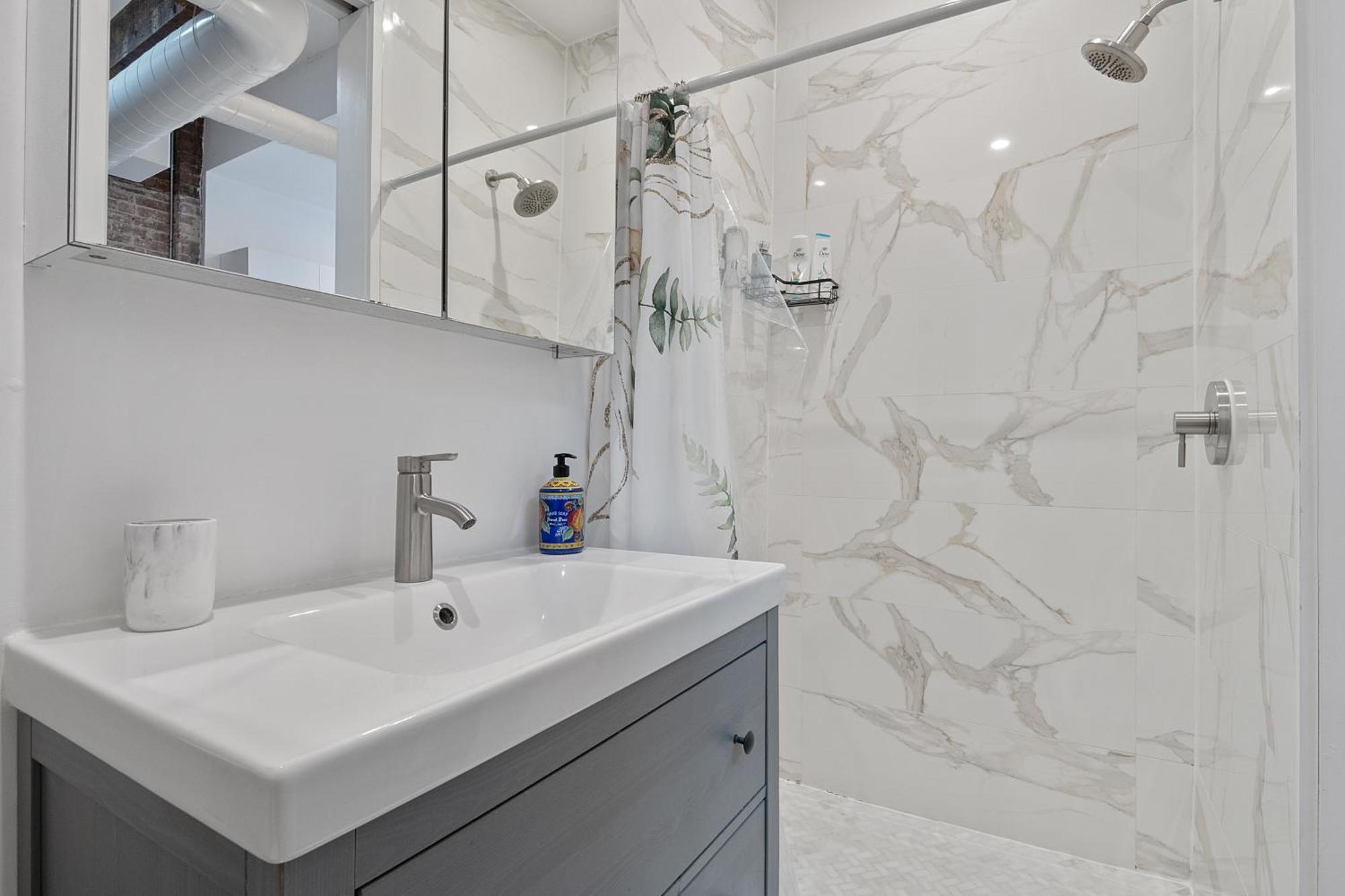 Chic Penthouse 15 Minutes From Nyc - Bus Stop At Doorstep Hoboken Exterior foto